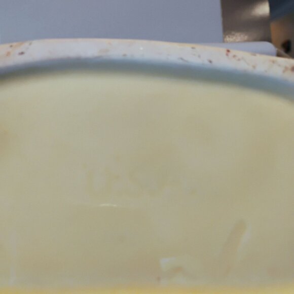 VTG Shawnee McCoy Pottery Three Little Pigs on Fence PLANTER Yellow Pencil Desk - Picture 8 of 9